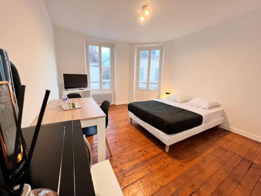 Appartement Maciet 2- Centre Ville Meaux-Gare-Disney Exteriér fotografie